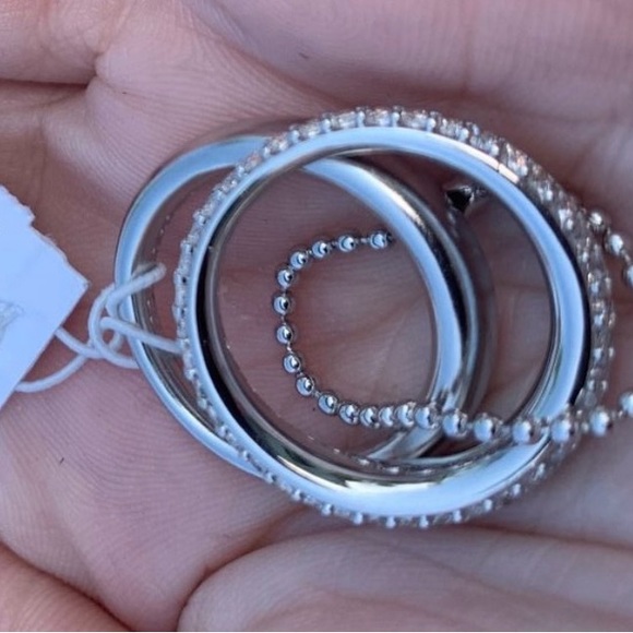 Kendra Scott  ring set - Picture 4 of 5